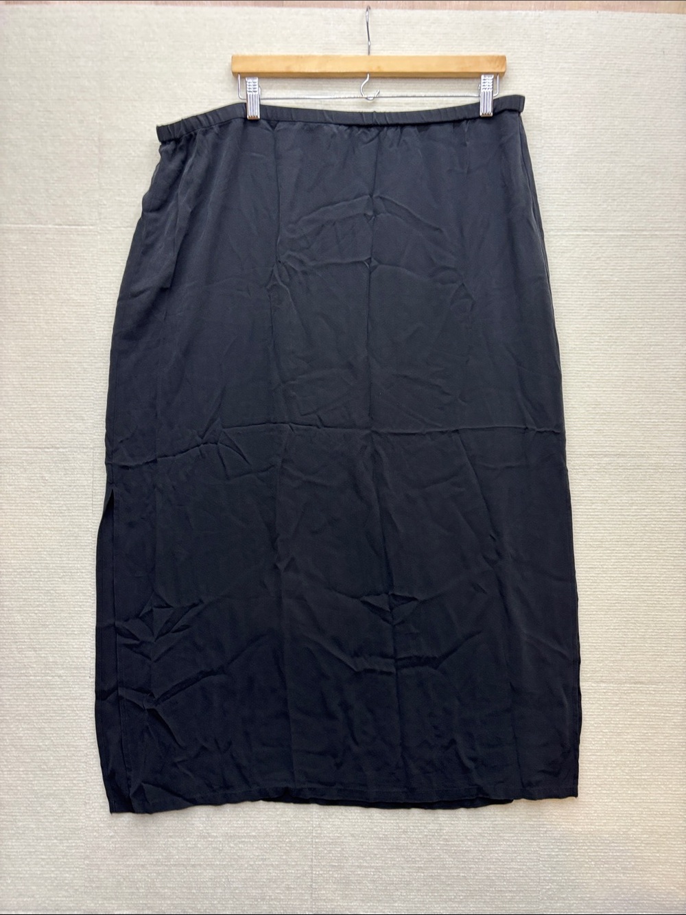 Eileen Fisher | XL silk Classic Black Women's Midi Skirt - Sleek Everyday Style